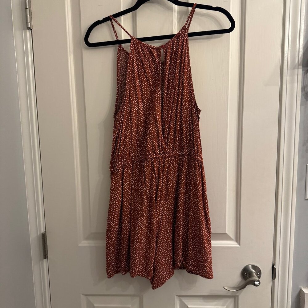 Old Navy Rust Polka Dot Romper Size Medium Lightweight Sleeveless Summer Outfit